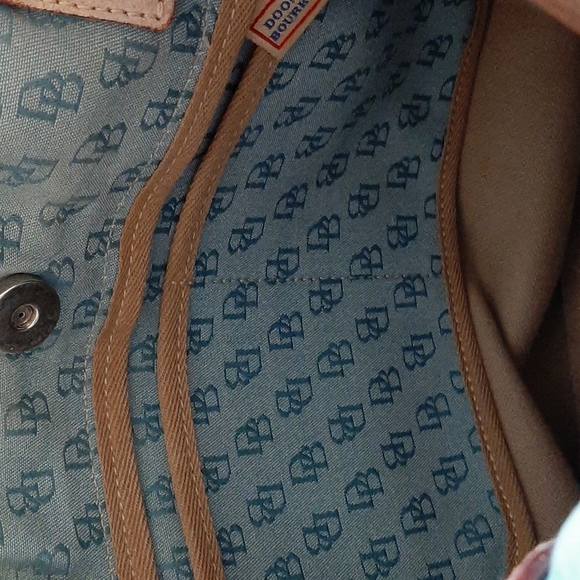 Dooney & Bourke Handbag - Picture 6 of 10